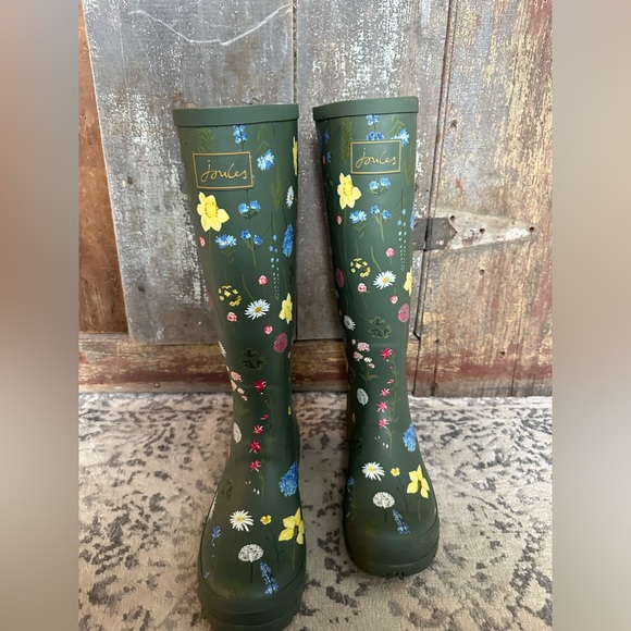 Women's Joules Size 10 Green Welly Floral Print Rain Boots - Picture 3 of 12
